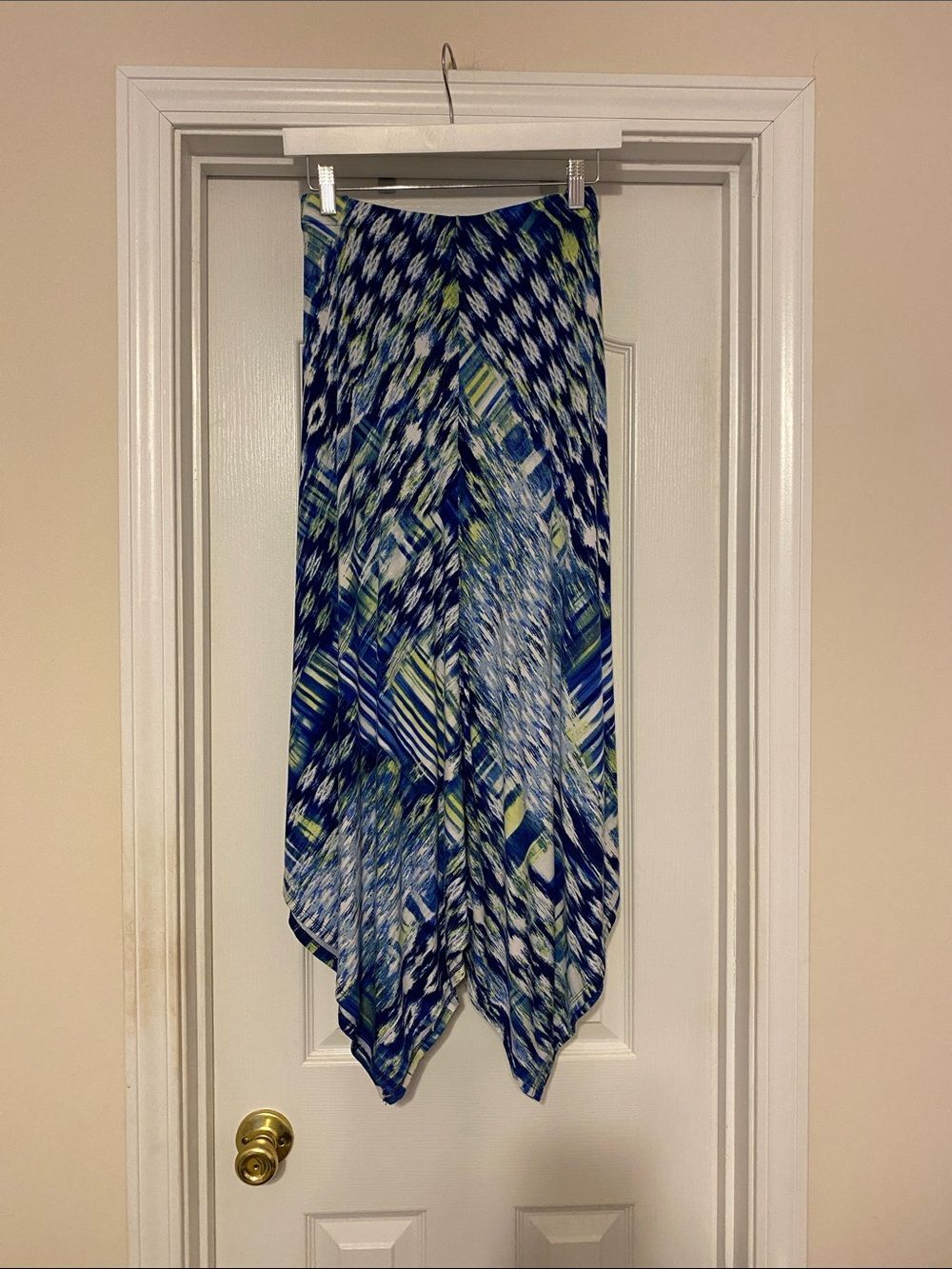 Chico's Asymmetrical Blue, Navy & Lime Printed Skirt size 2 - Picture 1 of 5